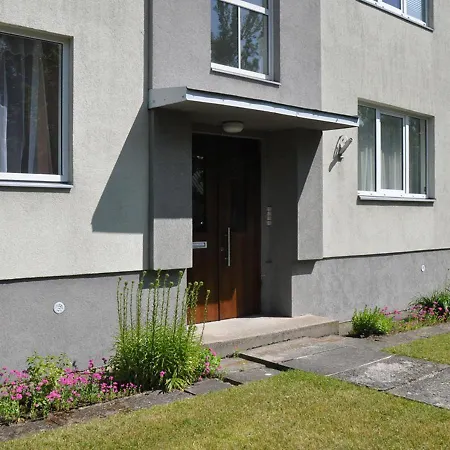 Spacious 2 Bedroom Near