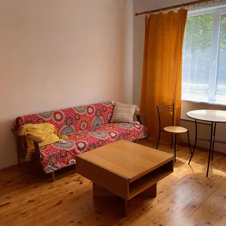 Spacious 2 Bedroom Near Lejlighed Pärnu